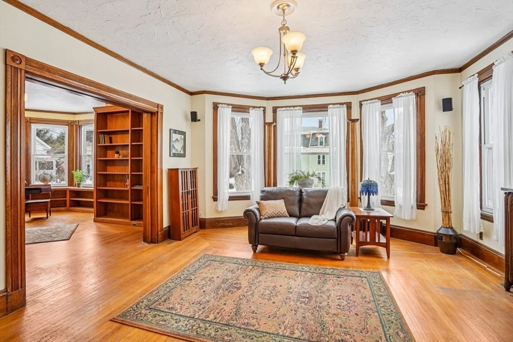 Photo of 36 Winnemay St