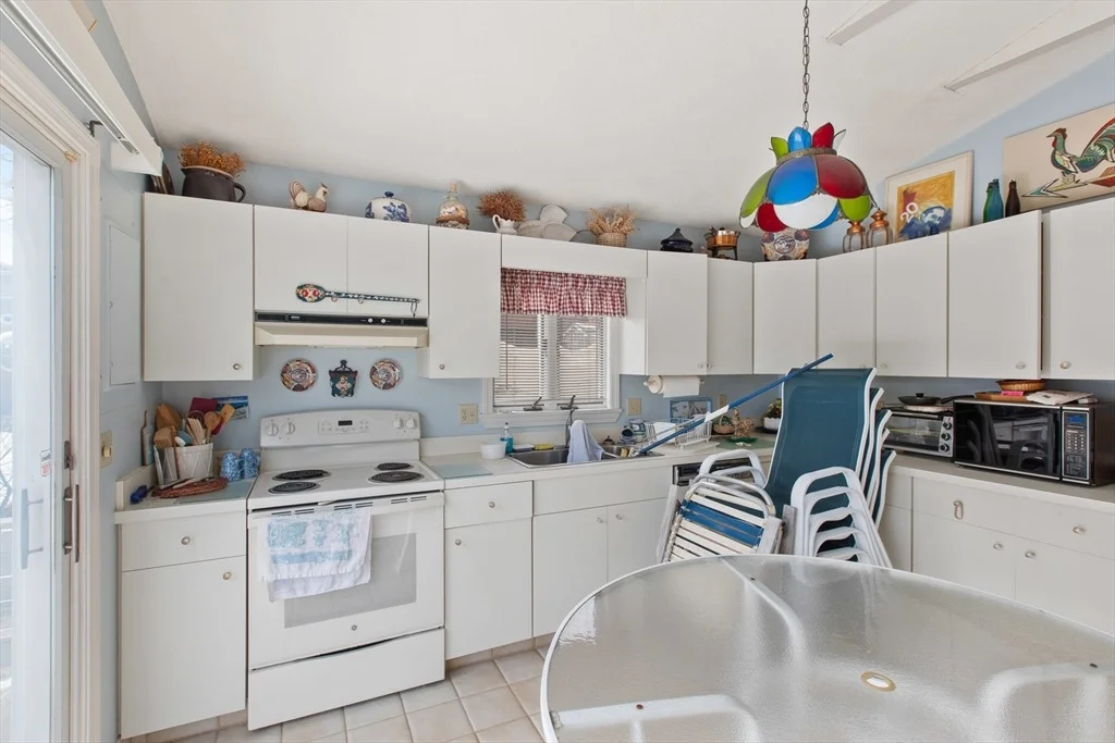 Photo of 6 Brewsters Ln