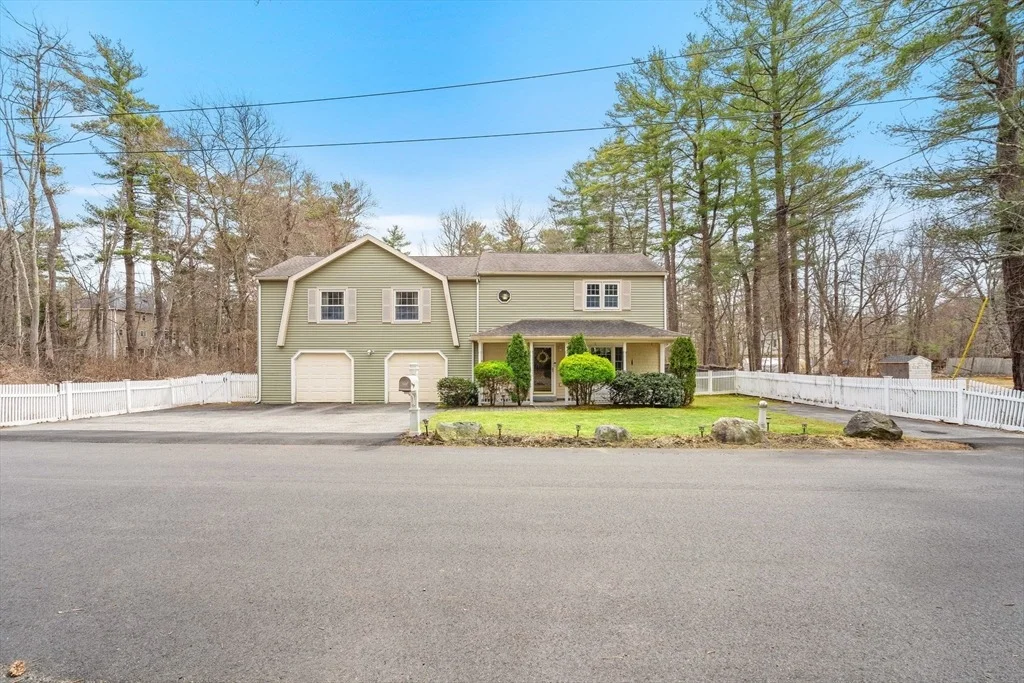 Photo of 14 Meade Rd