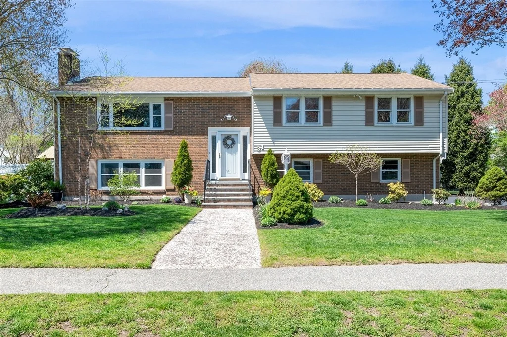 Photo of 31 Rustic Ln