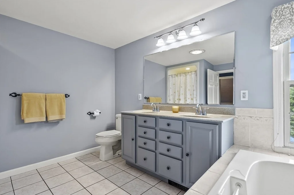 Photo of 19 Wachusett Circle
