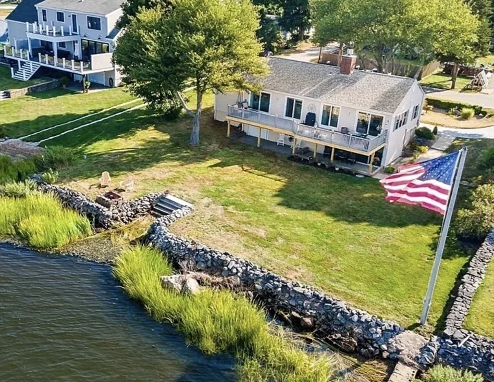 Photo of 22 Riverside Drive