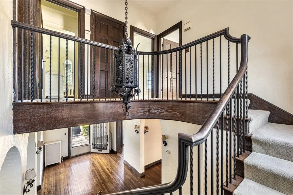 Photo of 1247 Highland Avenue