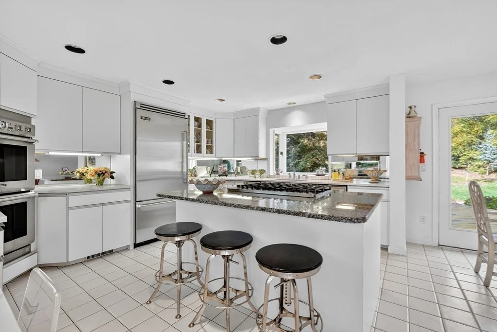Photo of 202 Williamsburg Dr