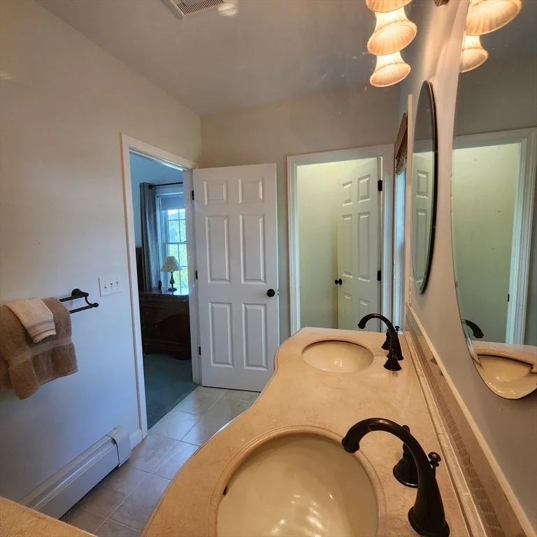 Photo of 143 Abbey Gate Rd