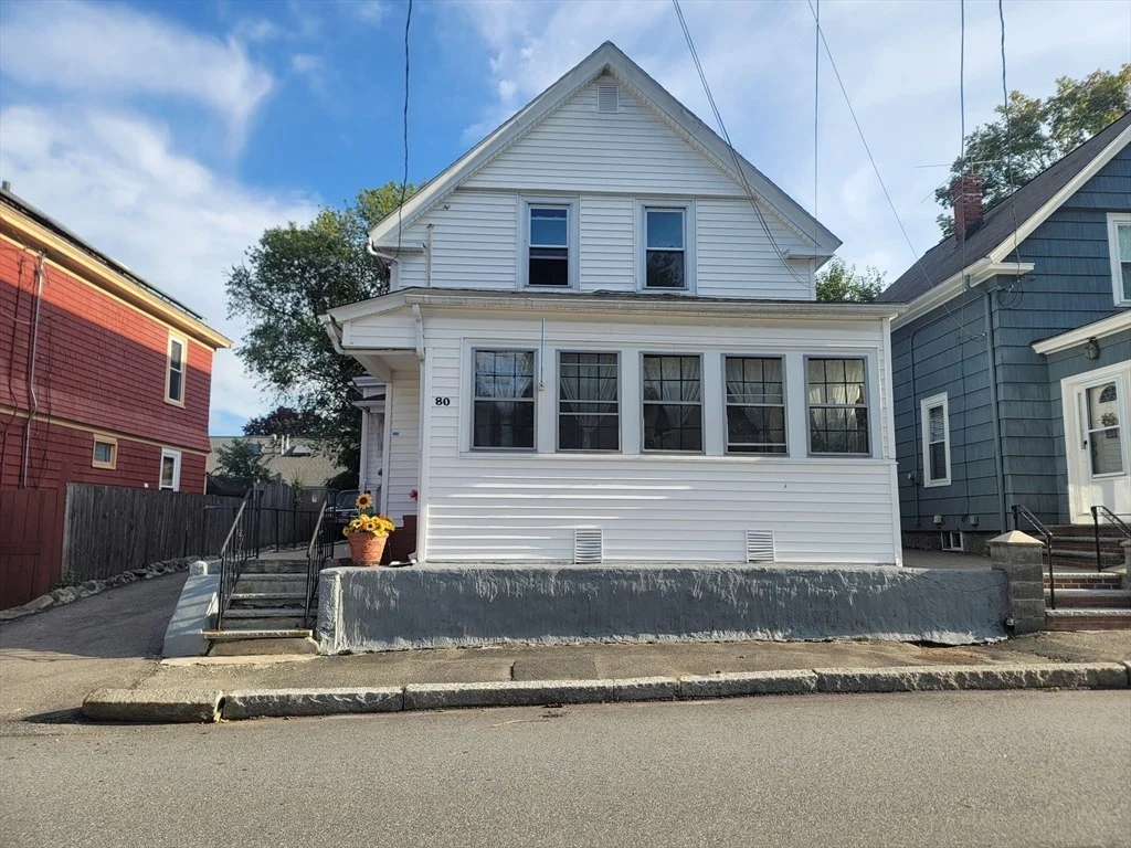Photo of 80 Weare St.