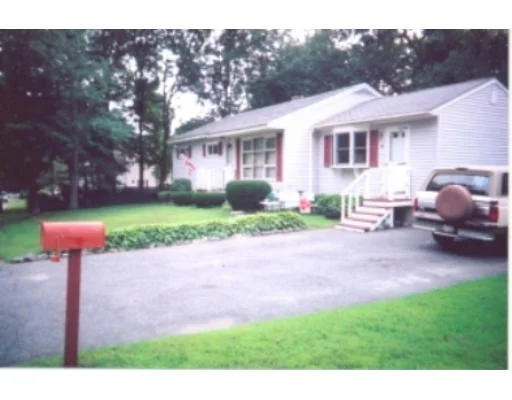 Photo of 70 Rainbow Avenue
