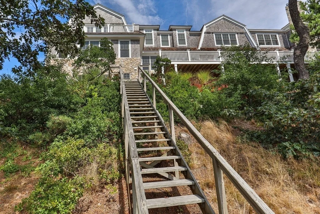 Photo of 558 Fox Hill Rd