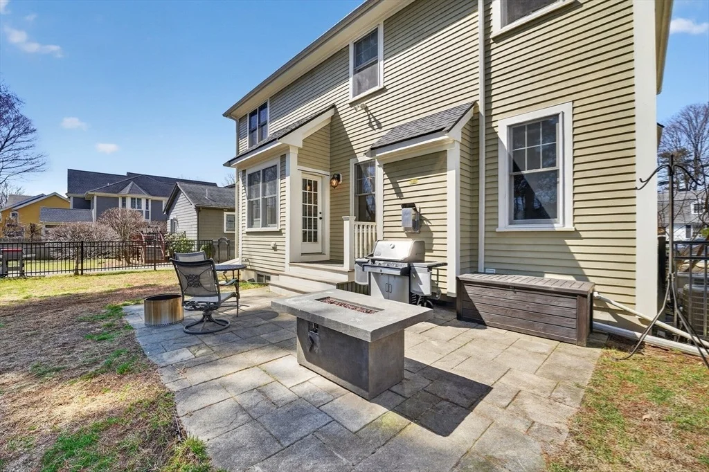 Photo of 176 Melrose Avenue