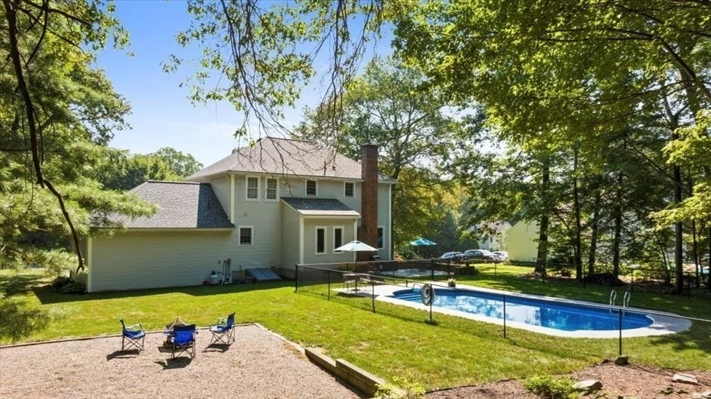 Photo of 19 Wildflower Dr