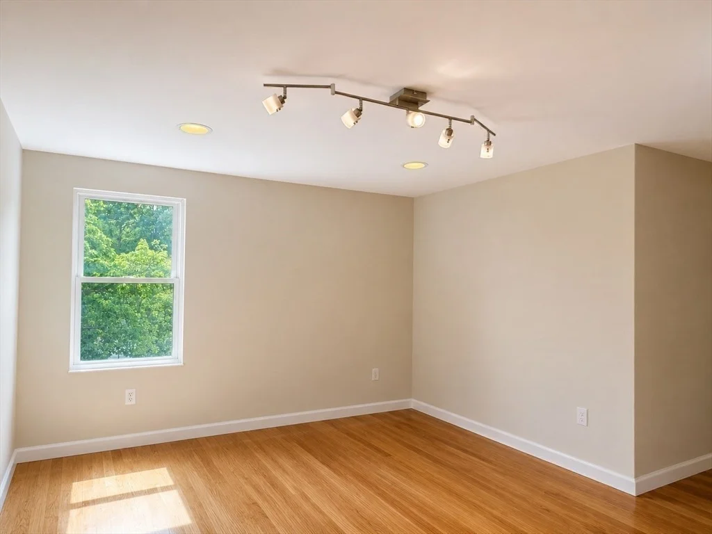 Photo of 19 Cavanaugh Rd