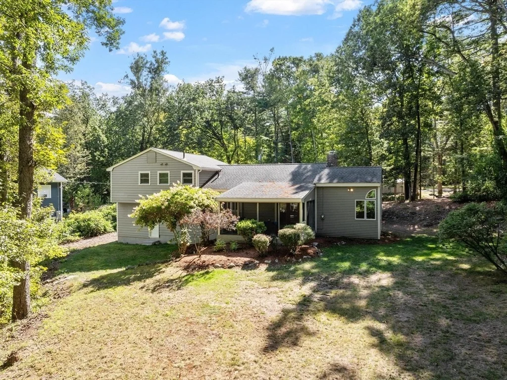 Photo of 6 Black Horse Dr