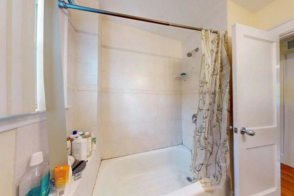 Photo of 14 Bothwell Rd