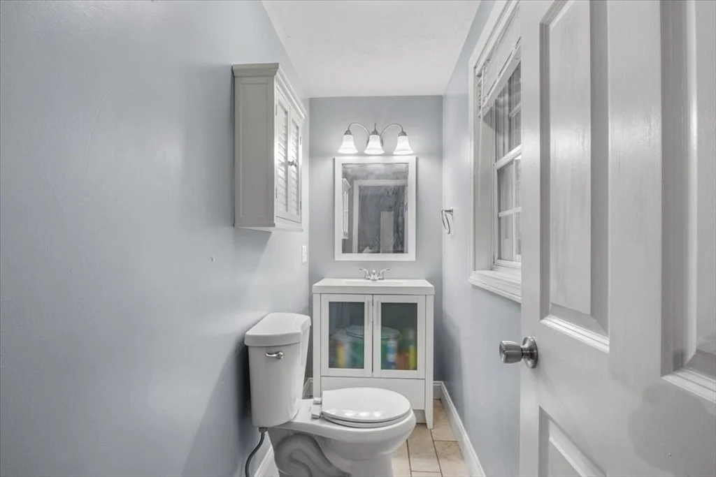 Photo of 122 Lazel Street