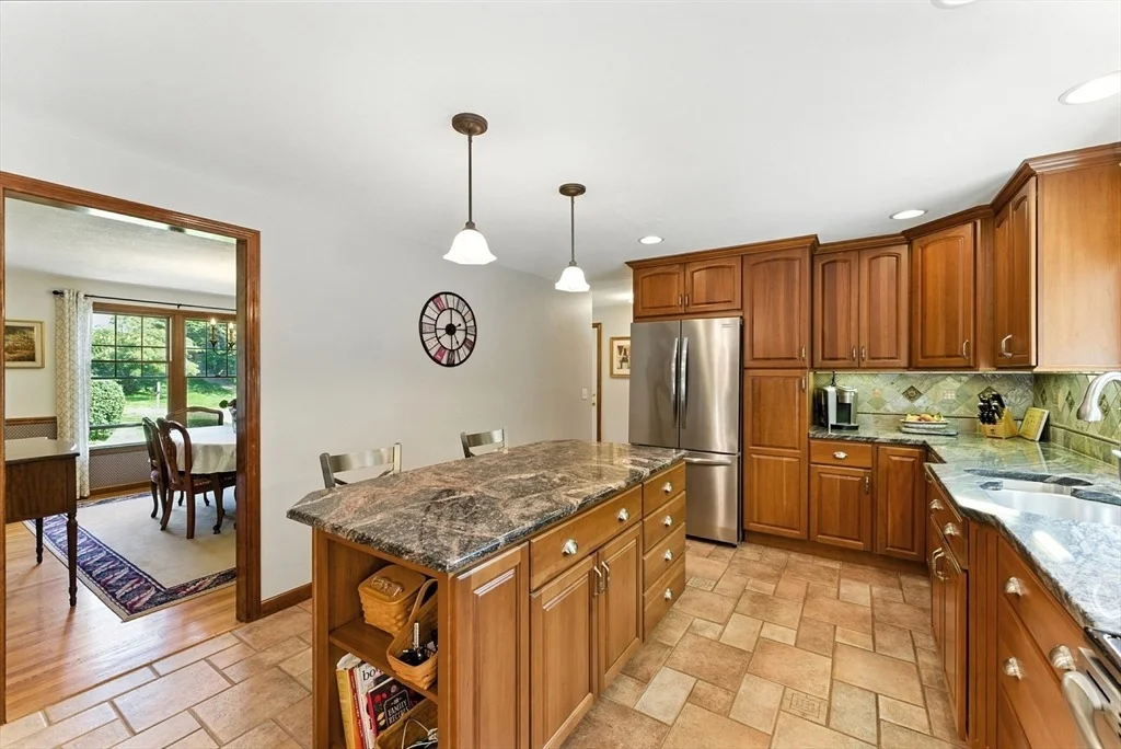 Photo of 238 Elizabeth Dr