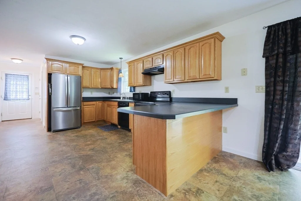 Photo of 366 Southbridge Rd