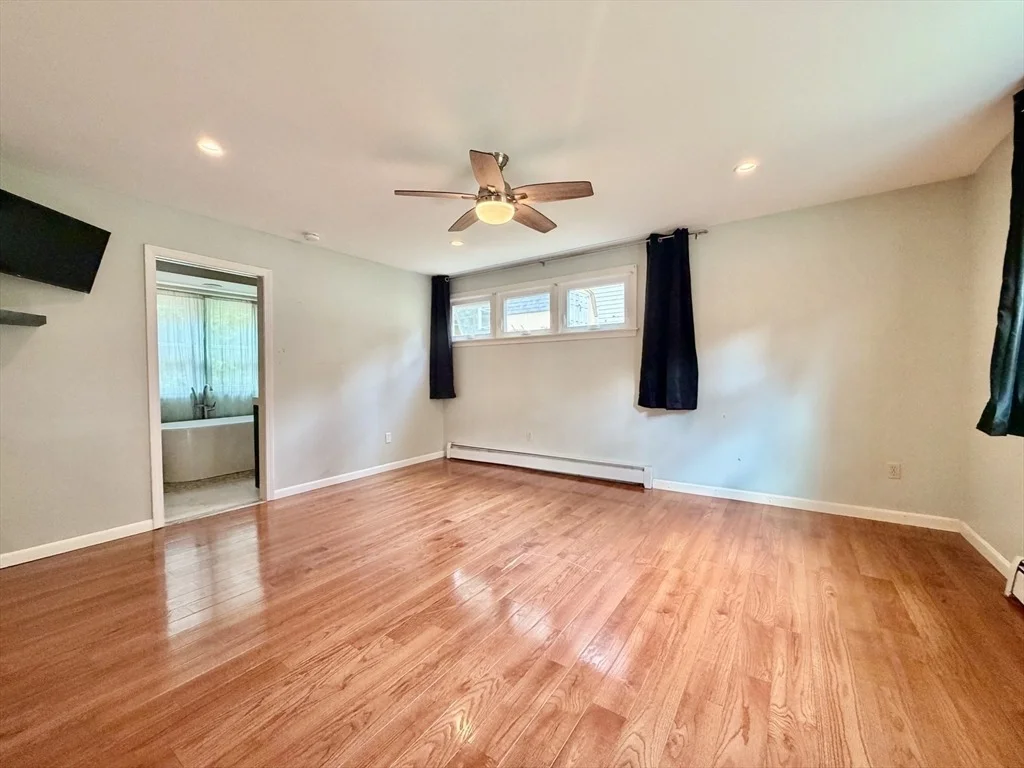 Photo of 57 Laurel Ln