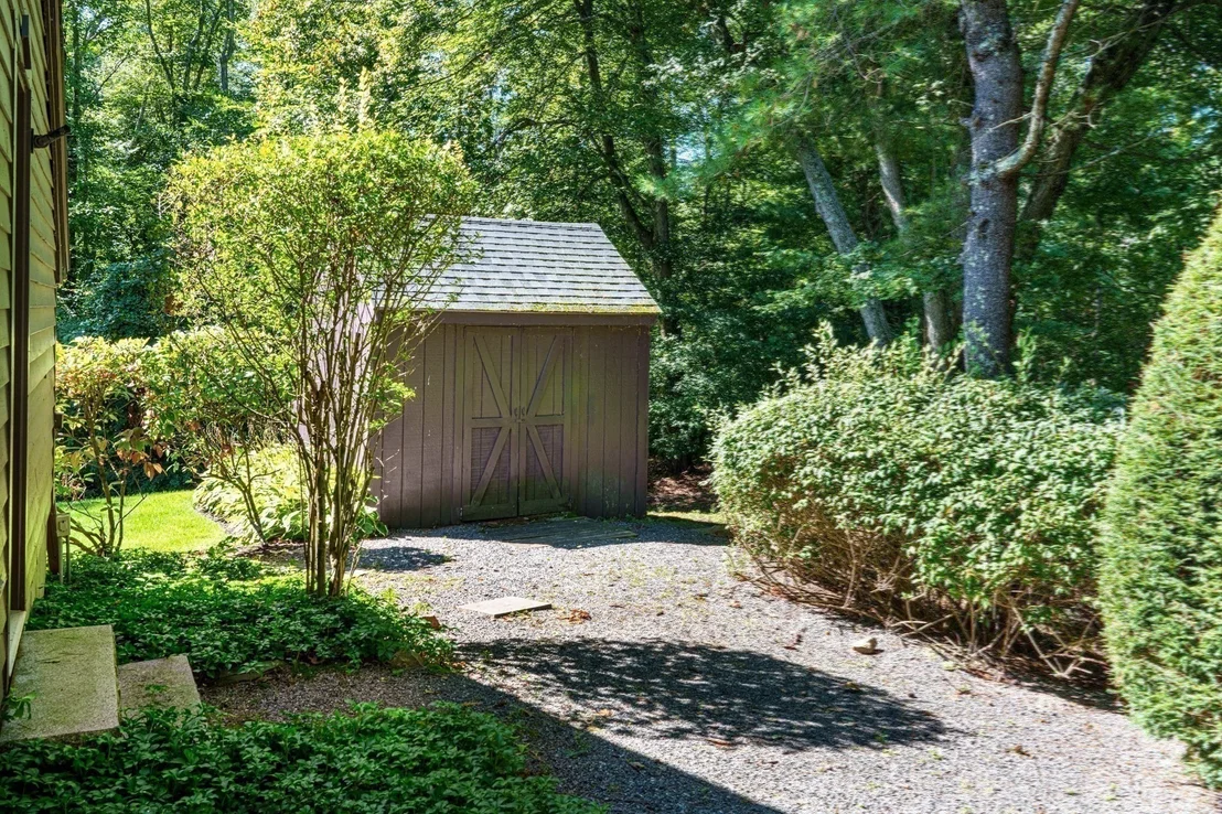 Photo of 12 Clarridge Circle