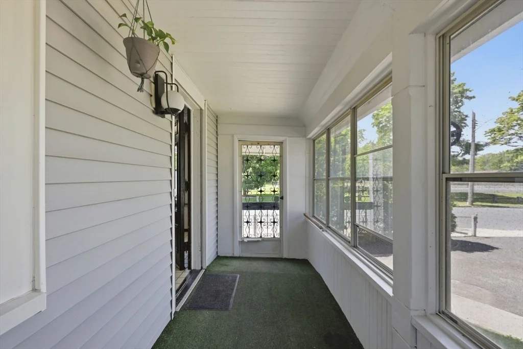 Photo of 585 Armory St