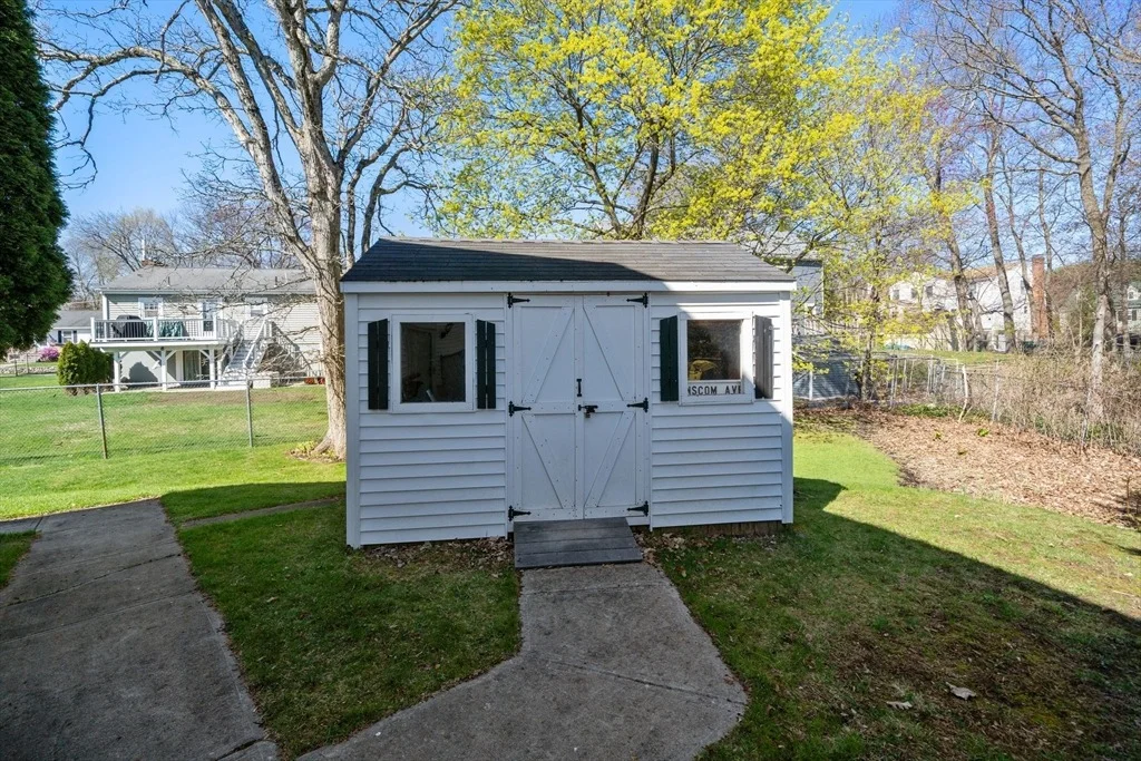 Photo of 126 Hanscom Ave