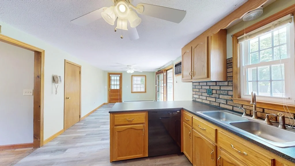 Photo of 160 Burnham Road