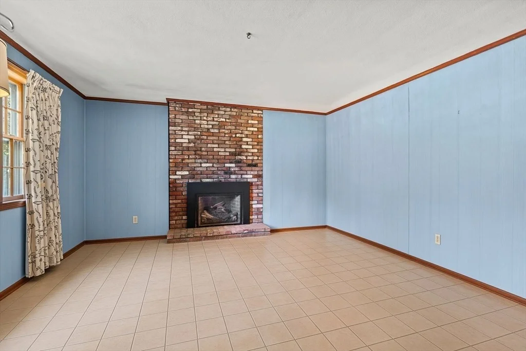 Photo of 8 Dana Rd