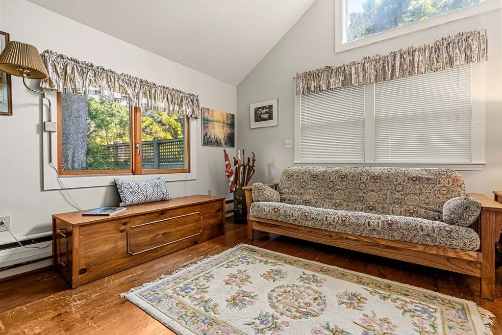 Photo of 21 Preston Beach Rd