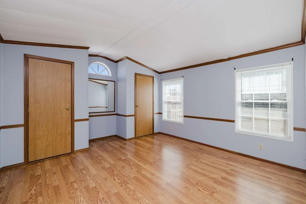 Photo of 4 Emerald Pl