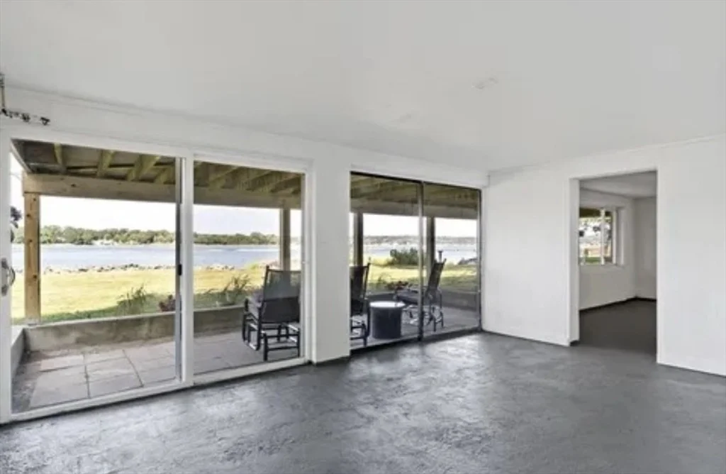 Photo of 22 Riverside Drive