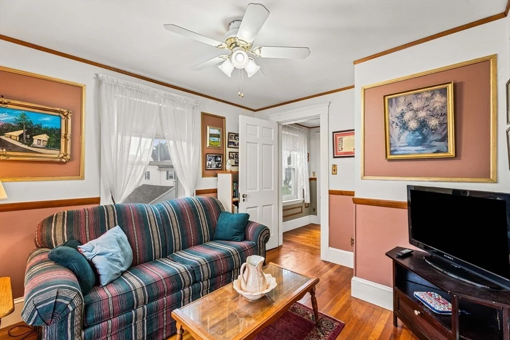 Photo of 3 Roosevelt Road