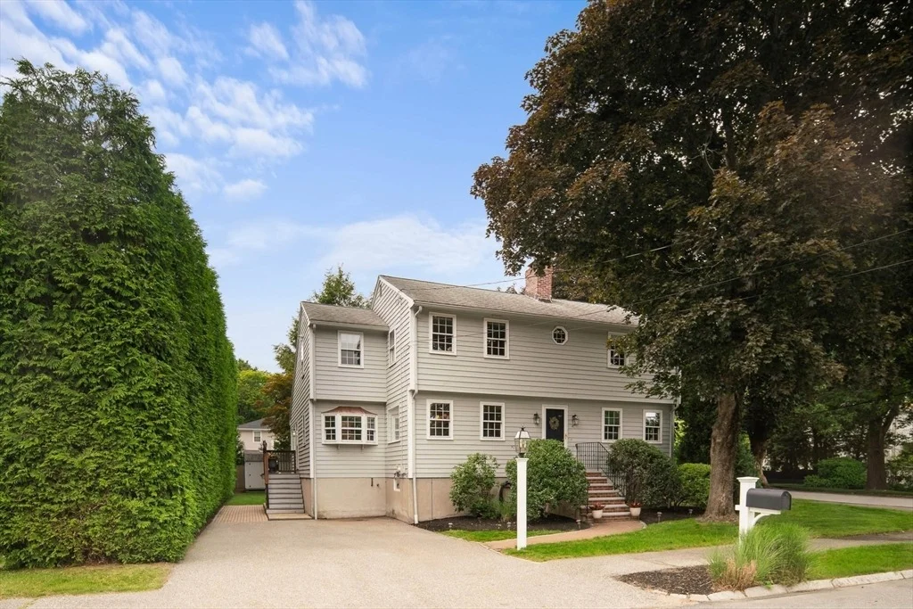 Photo of 42 Riverside Dr.