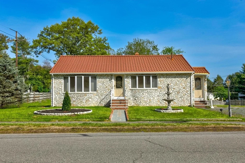 Photo of 2 Herrick Road