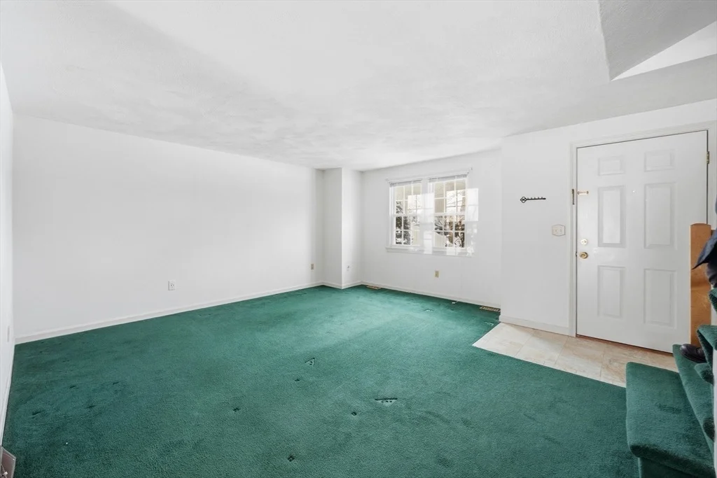 Photo of Unit 21 at 551 Hildreth St