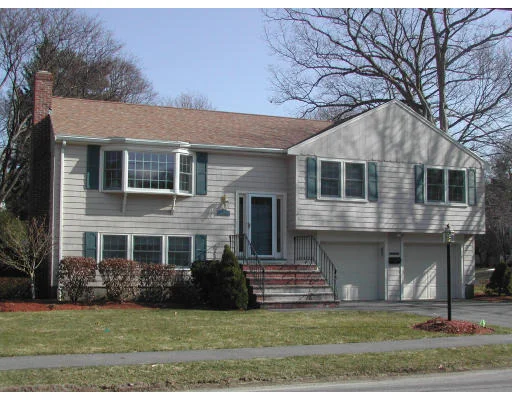 Photo of 72 Audrey Avenue