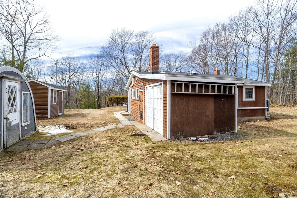 Photo of 227 Log Cabin Road