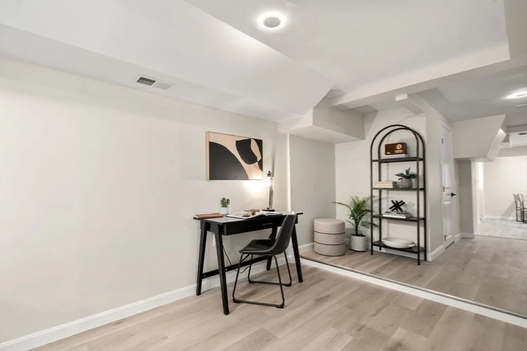 Photo of 243 Riverside Dr