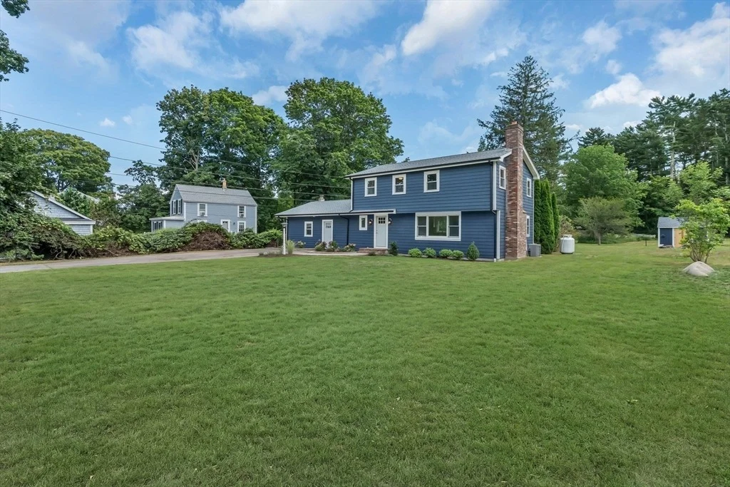 Photo of 10 Briggs Ln