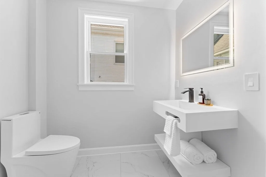 Photo of Unit 1 at 446 Broadway