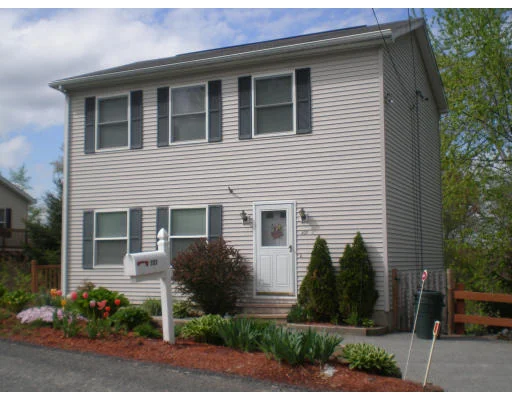Photo of 237 Oakland Ave Ext.