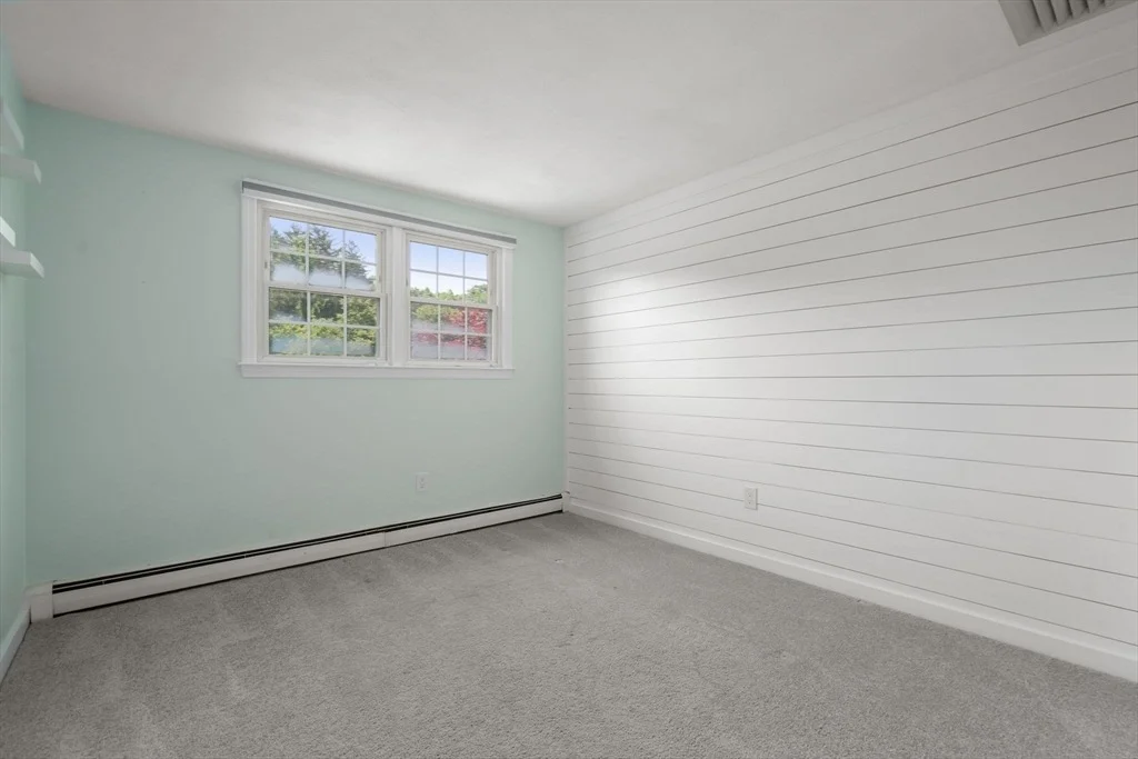 Photo of 11 Foxhill Rd