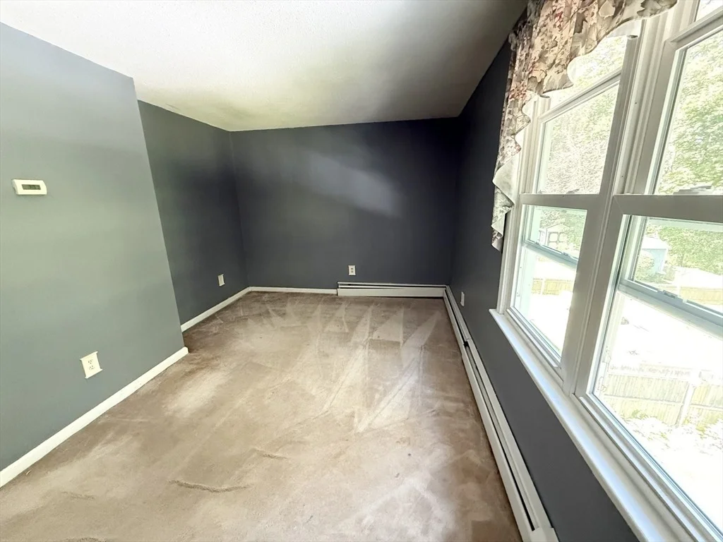 Photo of 48 Vincent Cir
