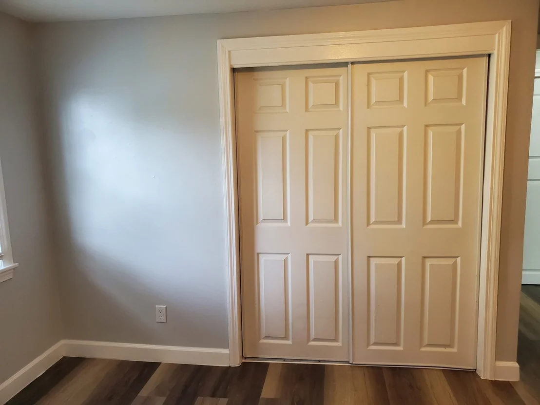 Photo of 725 Bay St