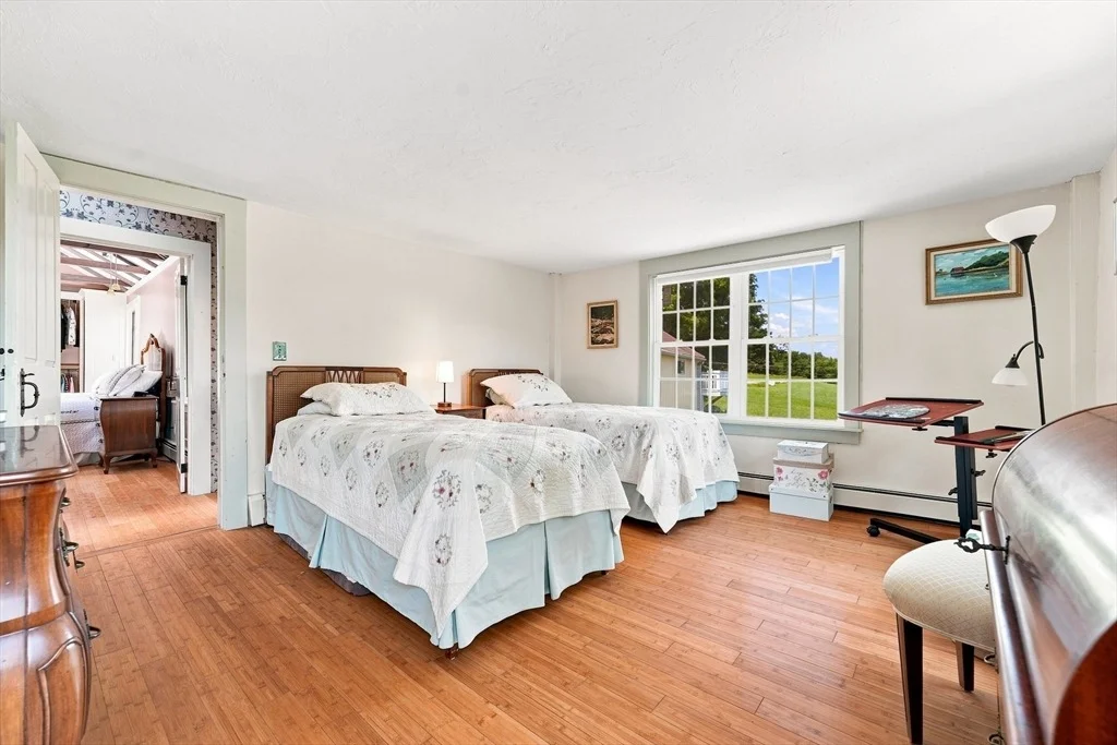 Photo of 170 Brookfield Rd