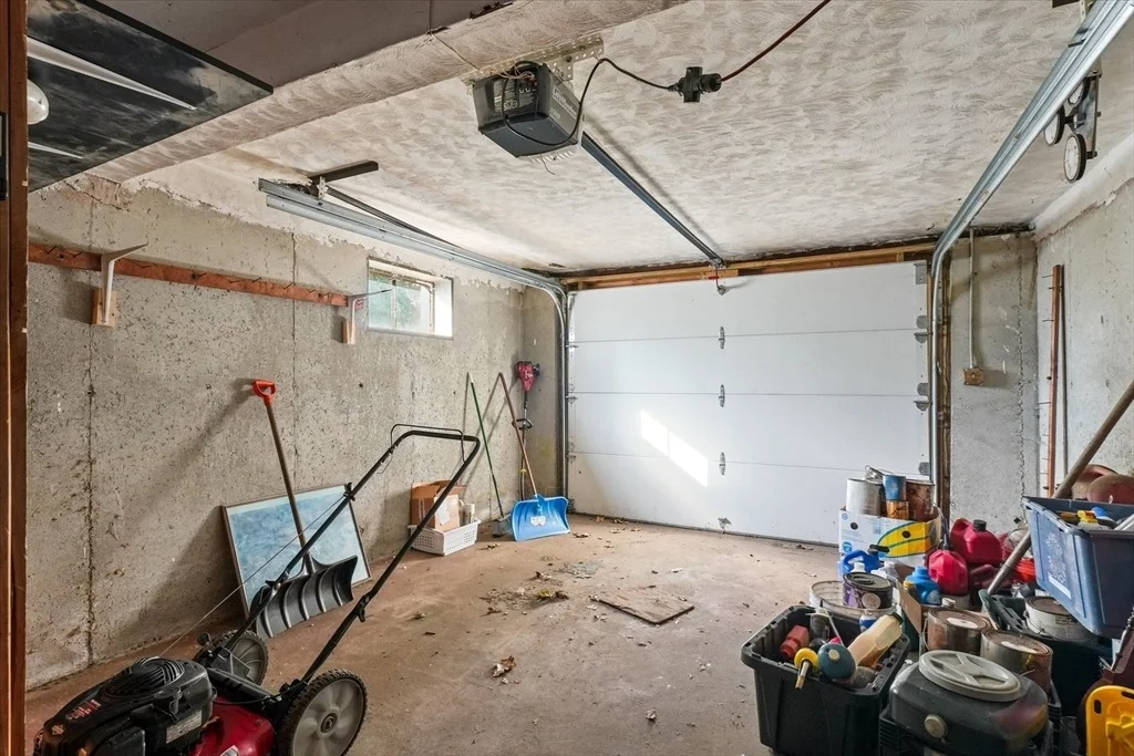 Photo of 46 Staaf Rd