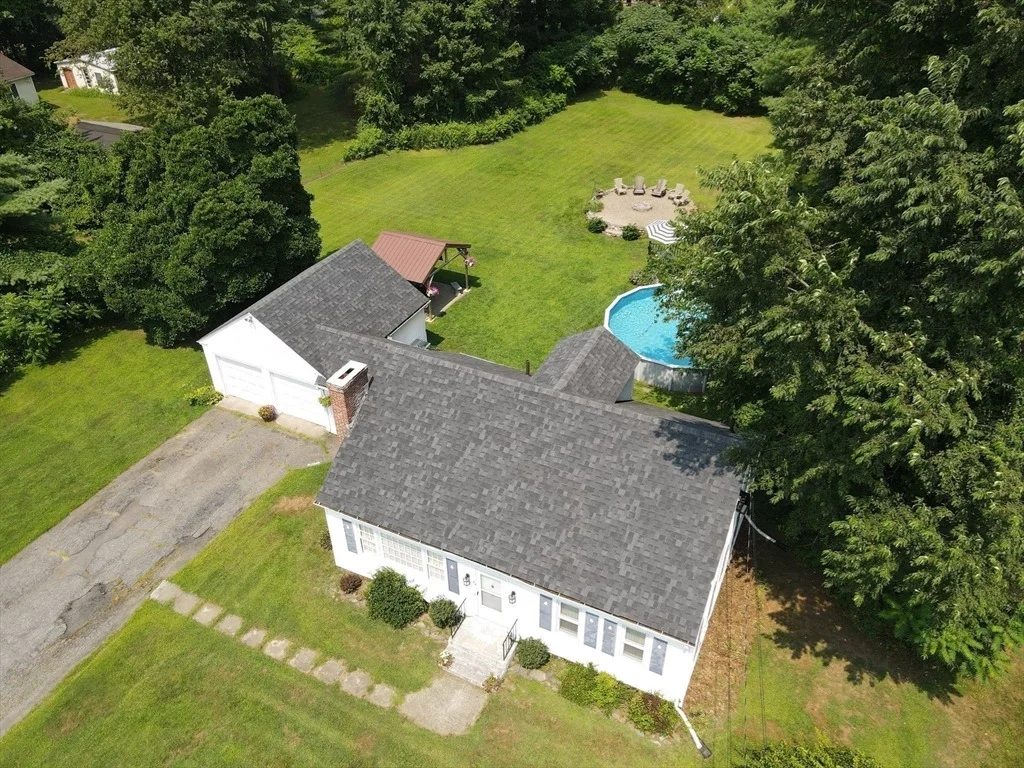 Photo of 84 Thayer Rd