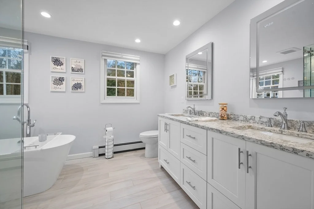Photo of 9 Windsor Dr