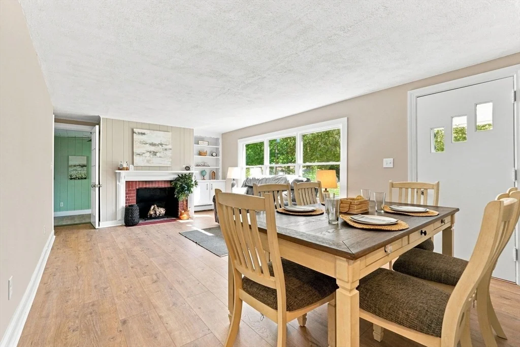 Photo of 331 Valley View Dr