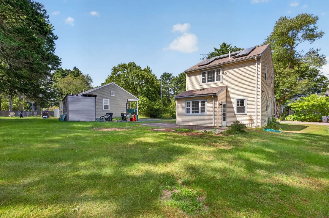 Photo of 17 W Cedar Rd
