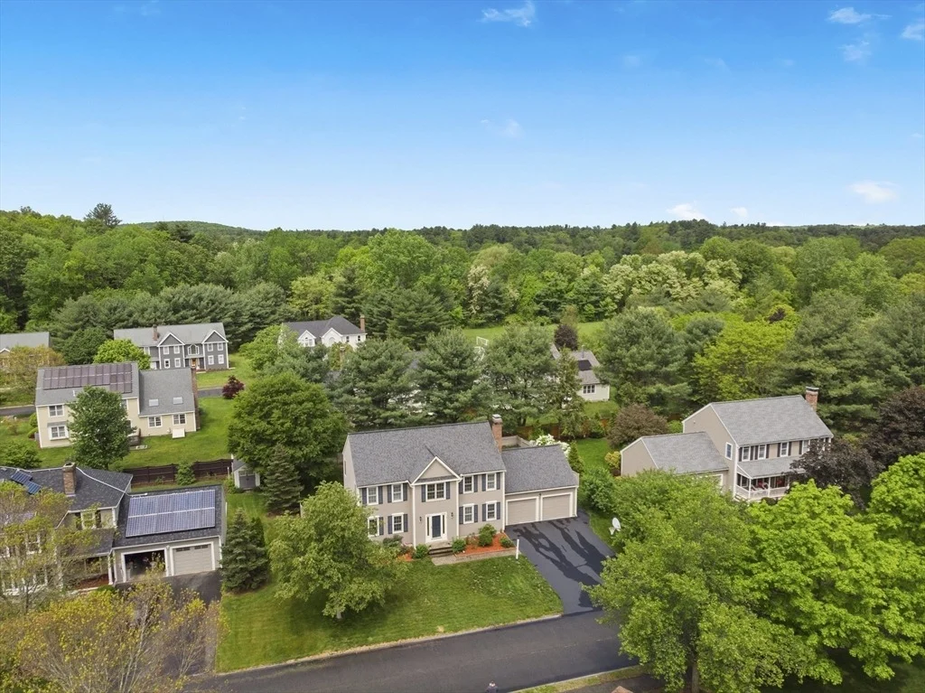 Photo of 48 Lexington Drive