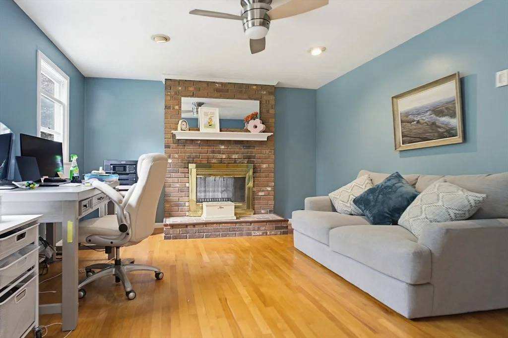 Photo of 7 Brooks Ave